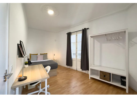 Mieszkanie do wynajęcia - Carrer Nou de la Rambla Barcelona, Hiszpania, 80 m², 745 USD (2860 PLN), NET-90237998