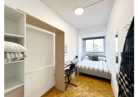 Mieszkanie do wynajęcia - Calle de San Germán Madrid, Hiszpania, 92 m², 692 USD (2665 PLN), NET-90238214