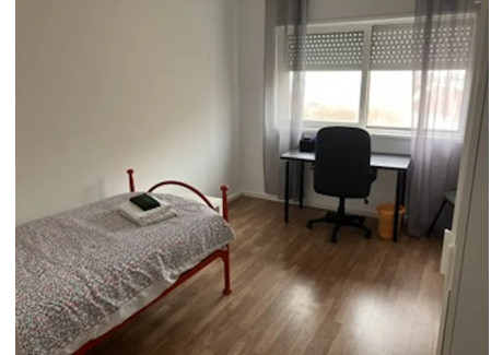 Mieszkanie do wynajęcia - Travessa das Antas Porto, Portugalia, 100 m², 409 USD (1708 PLN), NET-90238480