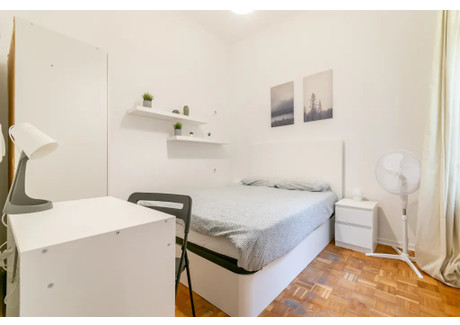 Mieszkanie do wynajęcia - Carrer de Balmes Barcelona, Hiszpania, 250 m², 783 USD (3149 PLN), NET-90238988