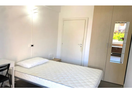 Mieszkanie do wynajęcia - Via di Carcaricola Rome, Włochy, 80 m², 565 USD (2214 PLN), NET-90239130