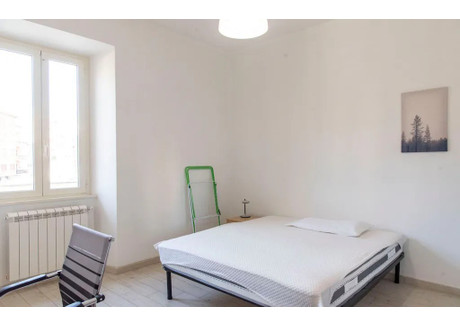 Mieszkanie do wynajęcia - Via dei Sulpici Rome, Włochy, 120 m², 684 USD (2627 PLN), NET-90239386