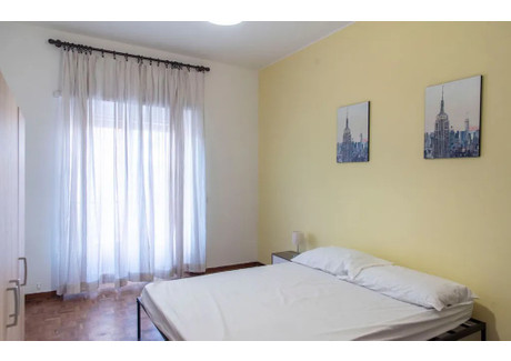 Mieszkanie do wynajęcia - Viale di Vigna Pia Rome, Włochy, 120 m², 678 USD (2652 PLN), NET-90239557