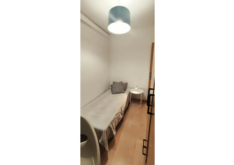 Mieszkanie do wynajęcia - Carrer d'Amílcar Barcelona, Hiszpania, 80 m², 494 USD (2052 PLN), NET-90230163