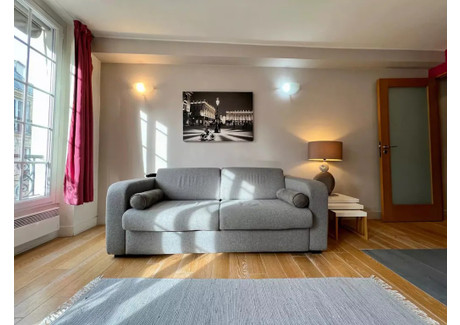 Mieszkanie do wynajęcia - Rue Saint-Honoré Paris, Francja, 48 m², 2745 USD (11 393 PLN), NET-90230248