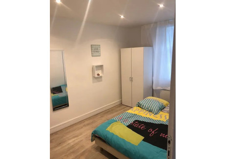 Mieszkanie do wynajęcia - Rue Auguste Payant Lyon, Francja, 75 m², 604 USD (2369 PLN), NET-90231709