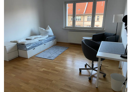 Mieszkanie do wynajęcia - Manteuffelstraße Berlin, Niemcy, 68 m², 868 USD (3357 PLN), NET-90233361