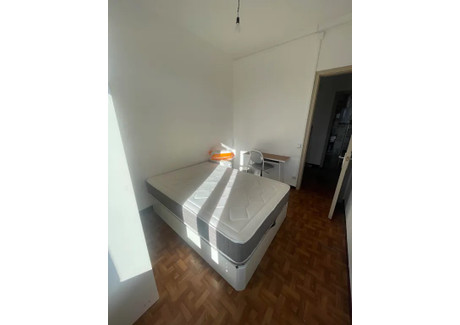 Mieszkanie do wynajęcia - Gran Via de les Corts Catalanes Barcelona, Hiszpania, 80 m², 527 USD (2156 PLN), NET-90233630