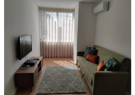 Mieszkanie do wynajęcia - Largo da Lapa Porto, Portugalia, 50 m², 2074 USD (8028 PLN), NET-90233997