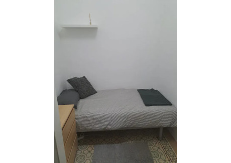 Mieszkanie do wynajęcia - Carrer del Comte Borrell Barcelona, Hiszpania, 90 m², 481 USD (1848 PLN), NET-90246370