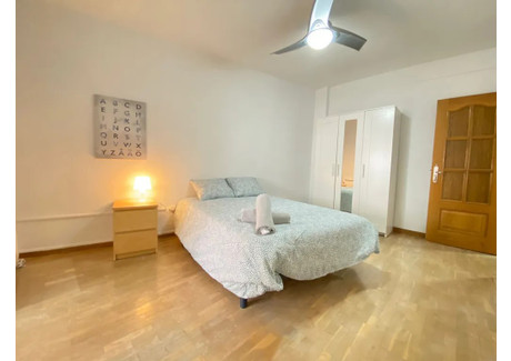 Mieszkanie do wynajęcia - Avenida de Nuestra Señora de Valvanera Madrid, Hiszpania, 85 m², 544 USD (2131 PLN), NET-90247445