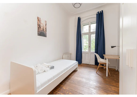 Mieszkanie do wynajęcia - Gabriel-Max-Straße Berlin, Niemcy, 59 m², 718 USD (2808 PLN), NET-90249280