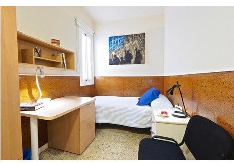 Mieszkanie do wynajęcia - Carrer de Sant Antoni Maria Claret Barcelona, Hiszpania, 65 m², 557 USD (2196 PLN), NET-90249766