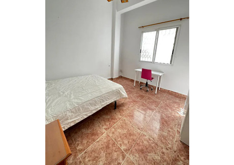 Mieszkanie do wynajęcia - Carrer Mestre Alberto Luz Valencia, Hiszpania, 95 m², 471 USD (1970 PLN), NET-90240450