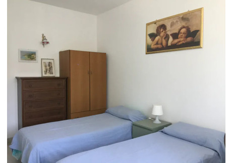 Mieszkanie do wynajęcia - Via di Bravetta Rome, Włochy, 25 m², 714 USD (2792 PLN), NET-90240558