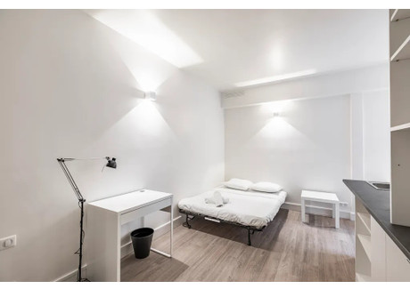 Mieszkanie do wynajęcia - Rue Pergolèse Paris, Francja, 21 m², 1443 USD (5817 PLN), NET-90240954