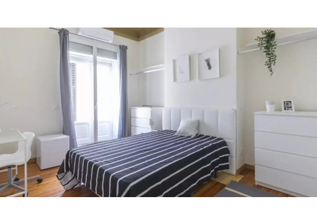 Mieszkanie do wynajęcia - Calle de San Bernardo Madrid, Hiszpania, 260 m², 754 USD (3038 PLN), NET-90241295