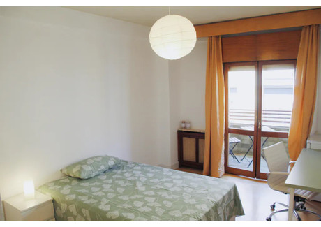 Mieszkanie do wynajęcia - Calle de Juan de Urbieta Madrid, Hiszpania, 130 m², 595 USD (2356 PLN), NET-90241819