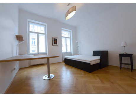 Mieszkanie do wynajęcia - Tanbruckgasse Vienna, Austria, 30 m², 1464 USD (6077 PLN), NET-90242638