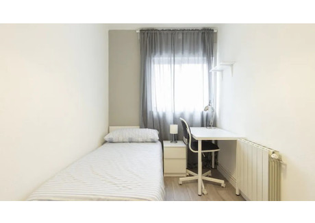 Mieszkanie do wynajęcia - Calle de Seseña Madrid, Hiszpania, 84 m², 1412 USD (5421 PLN), NET-90243524