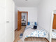 Mieszkanie do wynajęcia - Calle de Pedro Tezano Madrid, Hiszpania, 80 m², 584 USD (2303 PLN), NET-90250412
