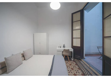 Mieszkanie do wynajęcia - Carrer Ample Barcelona, Hiszpania, 420 m², 677 USD (2667 PLN), NET-90250549