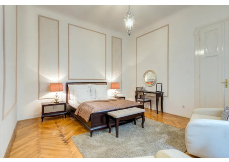 Mieszkanie do wynajęcia - Deák Ferenc utca Budapest, Węgry, 44 m², 1284 USD (5059 PLN), NET-90327938