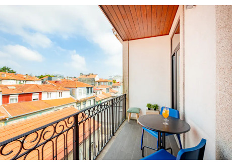 Mieszkanie do wynajęcia - Rua de Coelho Neto Porto, Portugalia, 40 m², 3586 USD (13 770 PLN), NET-90437351