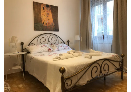 Mieszkanie do wynajęcia - Via Giacomo Carissimi Florence, Włochy, 90 m², 838 USD (3503 PLN), NET-90684267