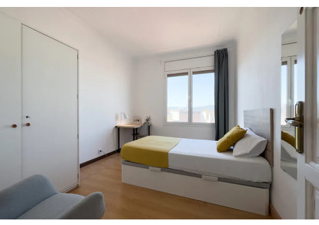 Mieszkanie do wynajęcia - Carrer de Sant Pau Barcelona, Hiszpania, 277 m², 717 USD (2974 PLN), NET-90708880