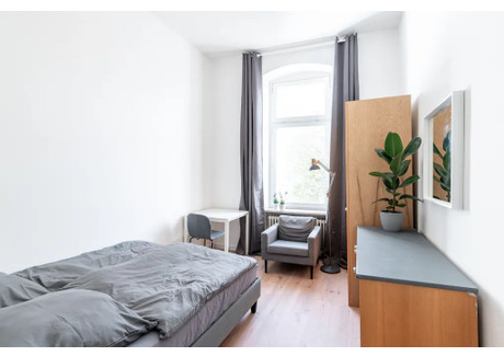 Mieszkanie do wynajęcia - Reinickendorfer Straße Berlin, Niemcy, 85 m², 837 USD (3424 PLN), NET-90782539