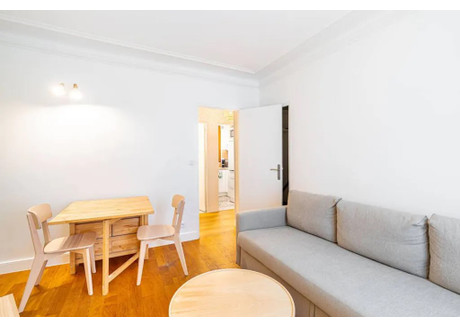 Mieszkanie do wynajęcia - Rue Marcadet Paris, Francja, 32 m², 6012 USD (24 229 PLN), NET-91113191