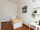 Mieszkanie do wynajęcia - Viale dei Cadorna Florence, Włochy, 90 m², 762 USD (3004 PLN), NET-91113331