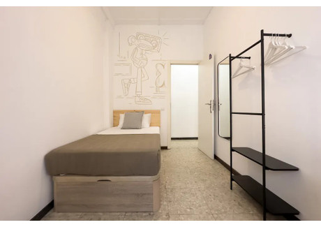 Mieszkanie do wynajęcia - Carrer de Jonqueres Barcelona, Hiszpania, 110 m², 635 USD (2561 PLN), NET-91113392
