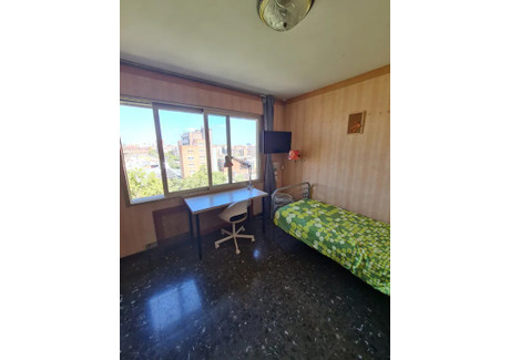 Mieszkanie do wynajęcia - Carrer d'Arístides Maillol Barcelona, Hiszpania, 120 m², 656 USD (2566 PLN), NET-91209412