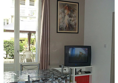 Mieszkanie do wynajęcia - Rue au Maire Paris, Francja, 27 m², 727 USD (2793 PLN), NET-91358799