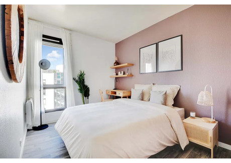 Mieszkanie do wynajęcia - Rue Volta Puteaux, Francja, 100 m², 720 USD (2836 PLN), NET-91496455