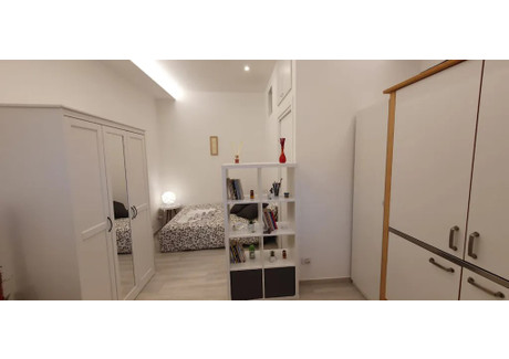 Mieszkanie do wynajęcia - Via Ruggero Leoncavallo Milan, Włochy, 25 m², 880 USD (3652 PLN), NET-91518935