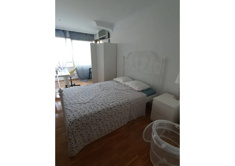 Mieszkanie do wynajęcia - Carrer d'Arístides Maillol Barcelona, Hiszpania, 120 m², 619 USD (2568 PLN), NET-91934791