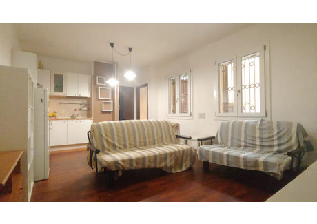 Mieszkanie do wynajęcia - Via San Vitale Bologna, Włochy, 50 m², 1702 USD (7062 PLN), NET-91934922