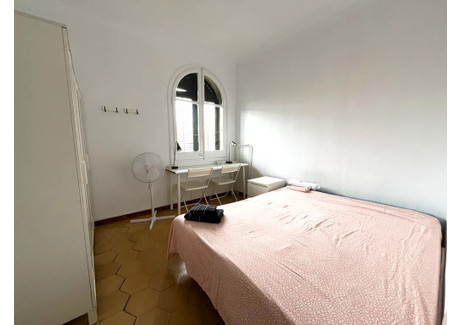 Mieszkanie do wynajęcia - Carrer de Muntaner Barcelona, Hiszpania, 140 m², 650 USD (2607 PLN), NET-92277009