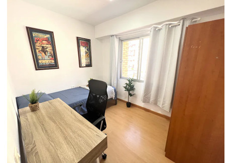 Mieszkanie do wynajęcia - Carrer del Vinalopó Valencia, Hiszpania, 95 m², 462 USD (1769 PLN), NET-92461380