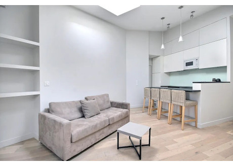 Mieszkanie do wynajęcia - Avenue de Friedland Paris, Francja, 35 m², 2454 USD (9495 PLN), NET-92562920