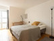 Mieszkanie do wynajęcia - Villa des Charmilles Paris, Francja, 242 m², 1487 USD (5860 PLN), NET-92943174