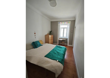 Mieszkanie do wynajęcia - Rua Bernardim Ribeiro Lisbon, Portugalia, 100 m², 673 USD (2792 PLN), NET-92943423