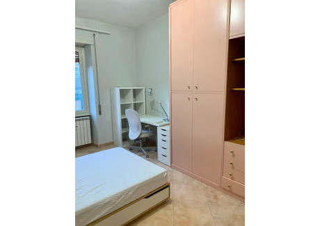 Mieszkanie do wynajęcia - Via dei Sabelli Rome, Włochy, 90 m², 817 USD (3219 PLN), NET-92964438