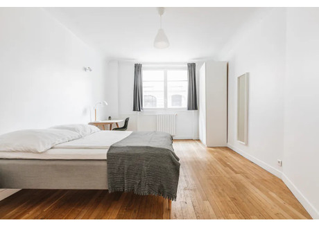 Mieszkanie do wynajęcia - Rue du Colonel Combes Paris, Francja, 165 m², 1793 USD (7332 PLN), NET-93093150