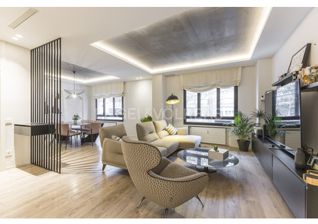 Mieszkanie na sprzedaż - Madrid, Hiszpania, 185 m², 1 249 737 USD (5 123 924 PLN), NET-102868762