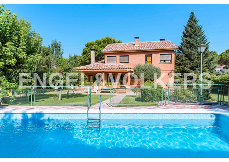 Dom do wynajęcia - Boadilla Del Monte, Hiszpania, 311 m², 3233 USD (12 736 PLN), NET-94584467