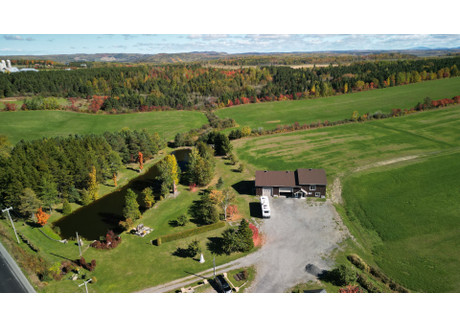 Działka na sprzedaż - 180Z 4e rang de Fleuriau, Sainte-Angèle-de-Mérici, QC G0J2H0, CA Sainte-Angèle-De-Mérici, Kanada, 349 312 m², 380 432 USD (1 460 860 PLN), NET-95075748